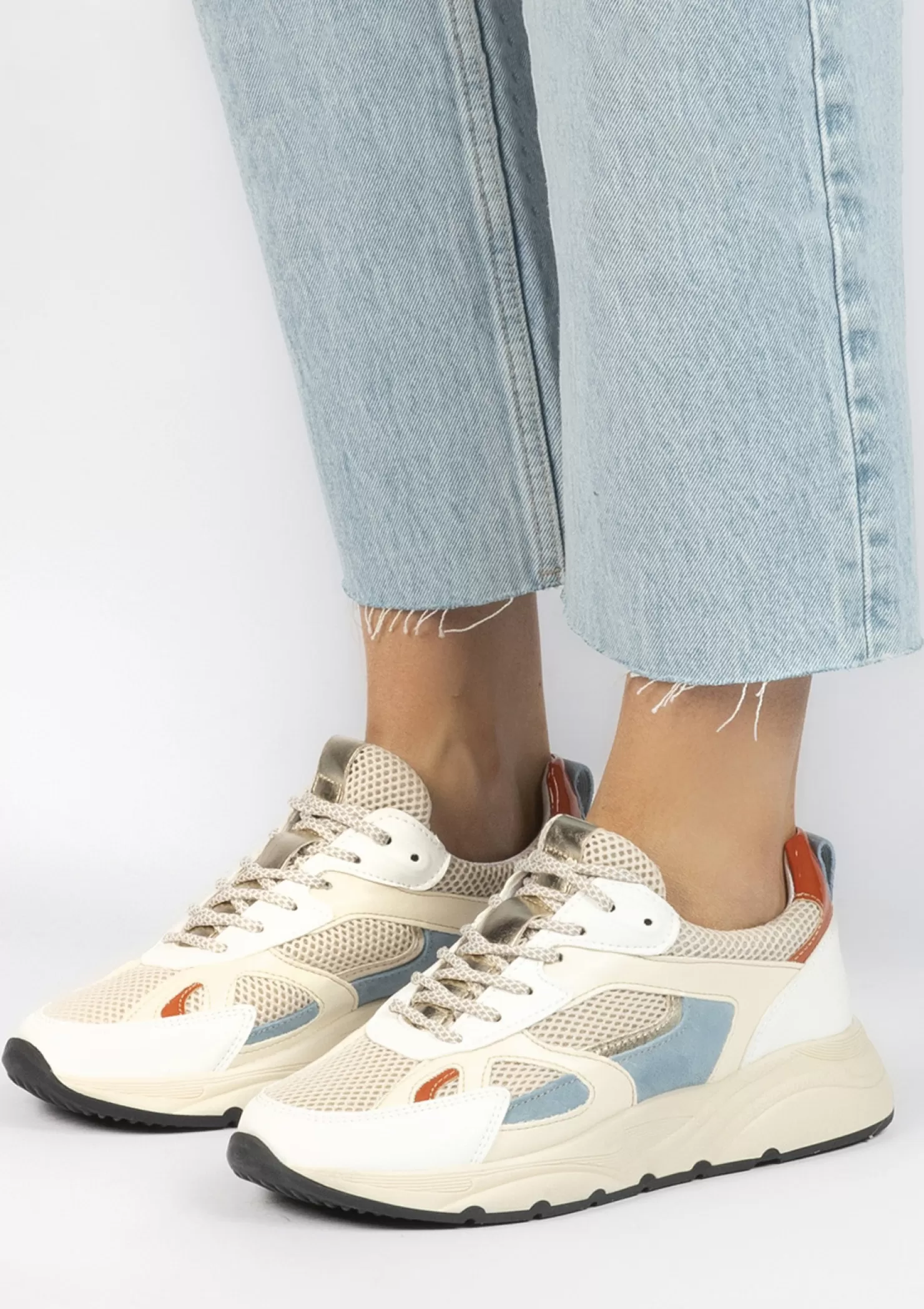 Discount Sacha Beige Leren Sneakers Met Blauwe Details