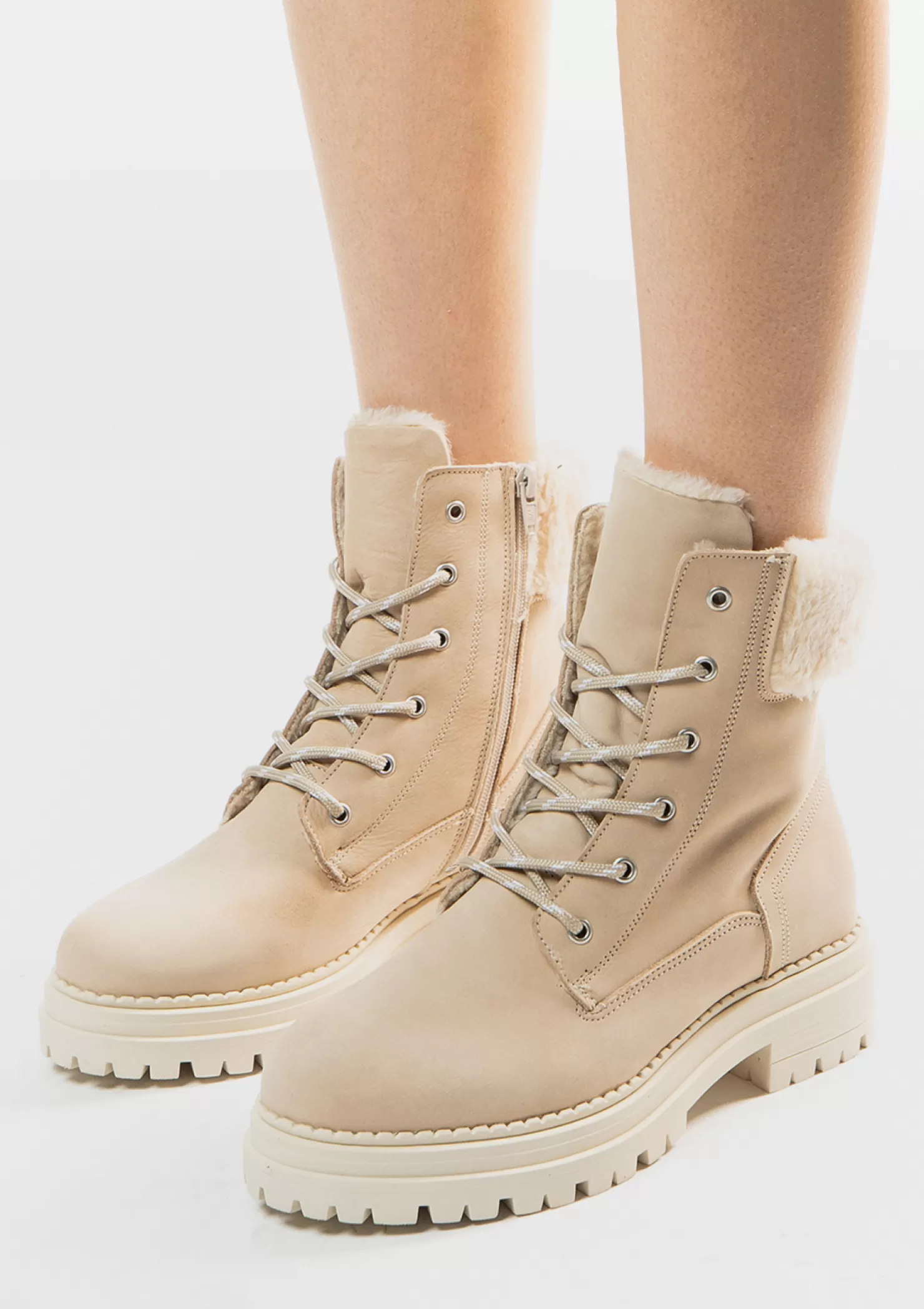 Discount Sacha Beige Nubuck Veterboots