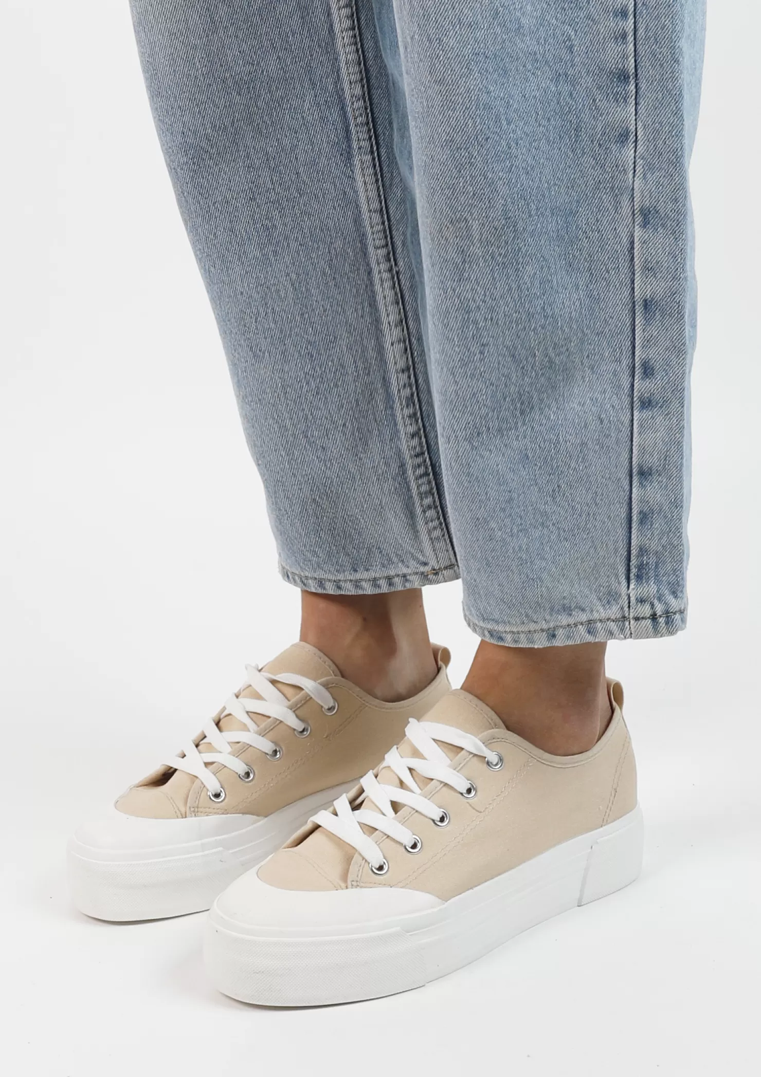 New Sacha Beige Sneakers Met Platformzool