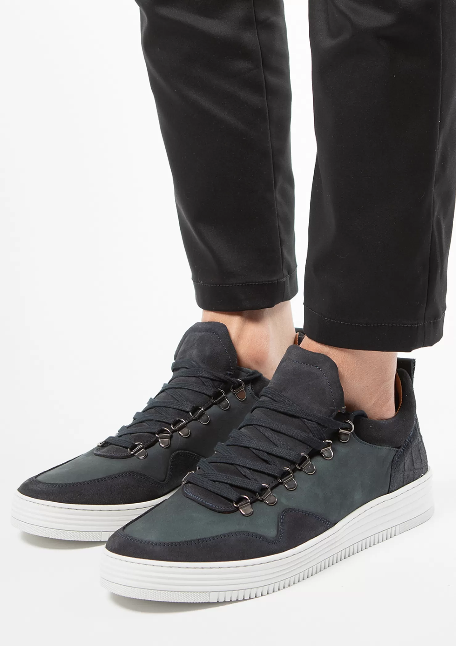 Best Sacha Blauwe Suede Sneakers