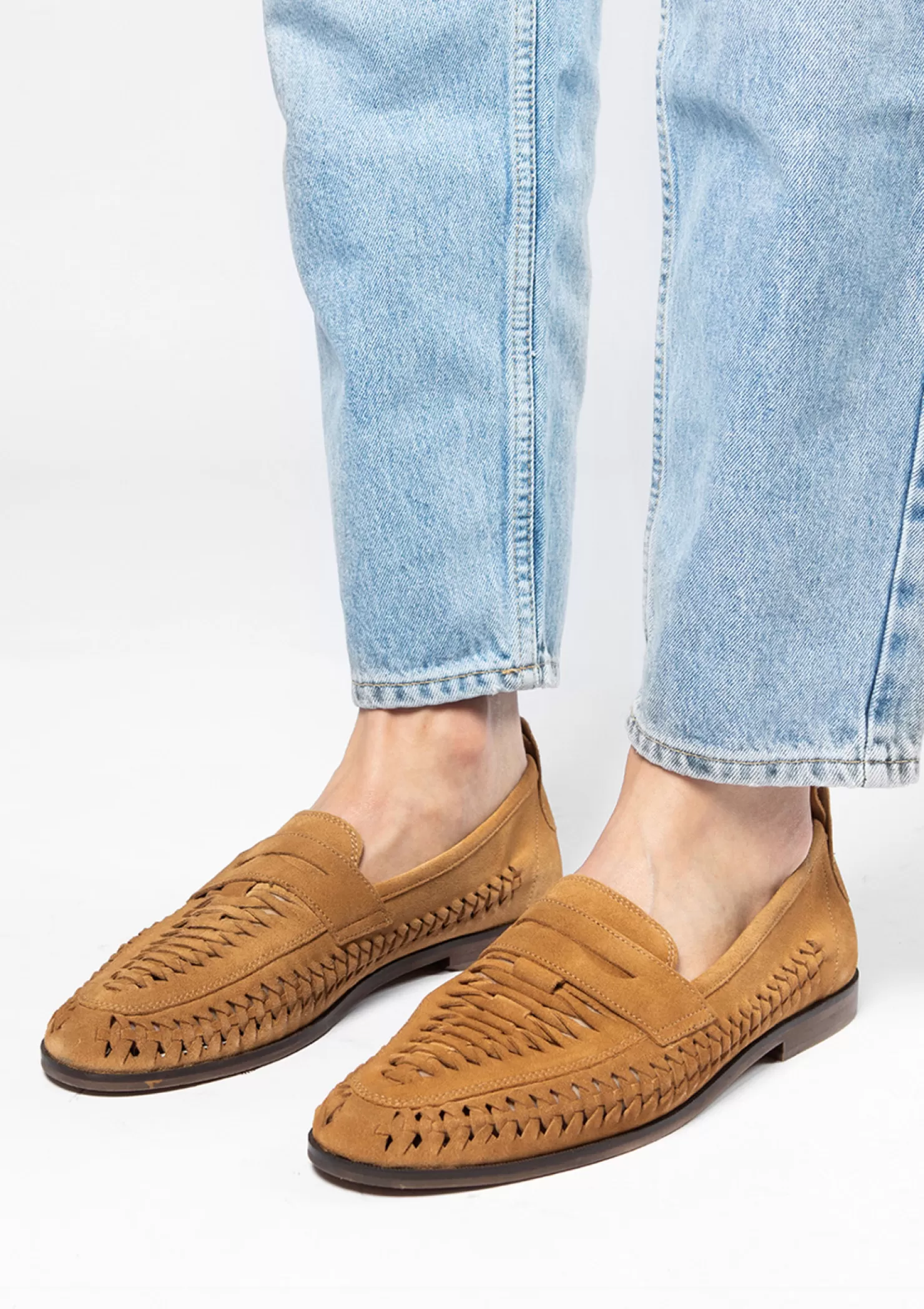 Discount Sacha Bruine Gevlochten Suede Loafers