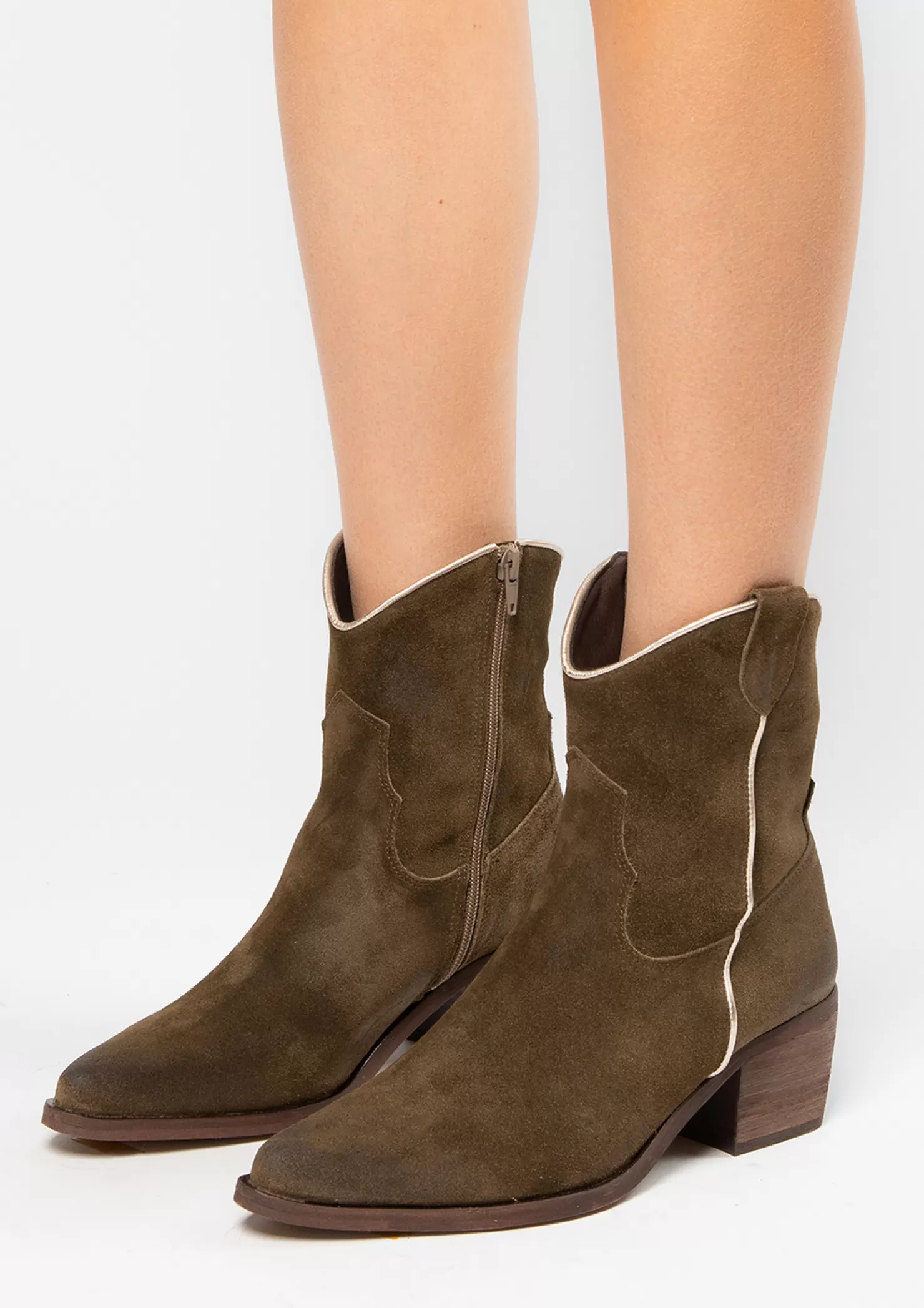 Shop Sacha Donkergroene Suede Lage Cowboylaarzen