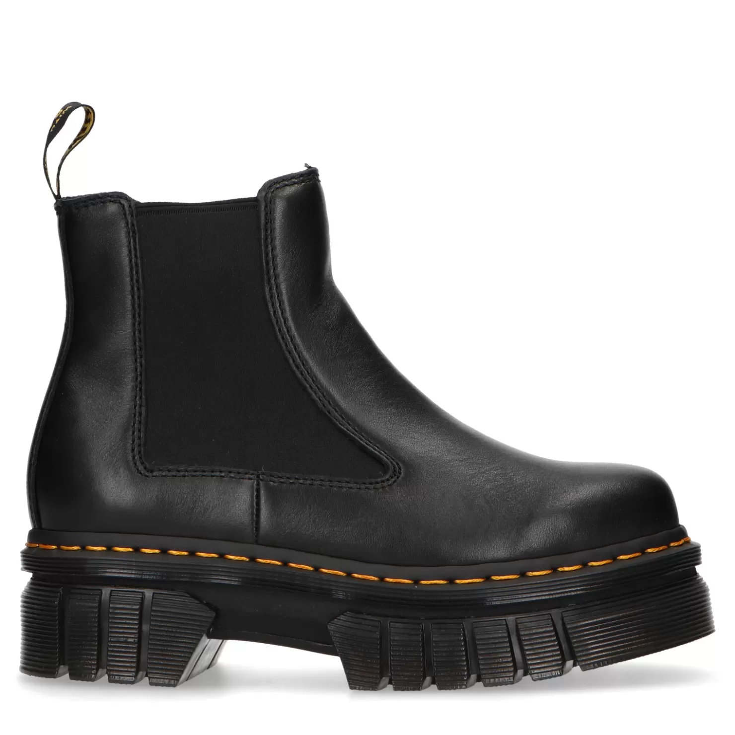 Clearance Sacha Dr. Martens Audrick Chelsea Boots