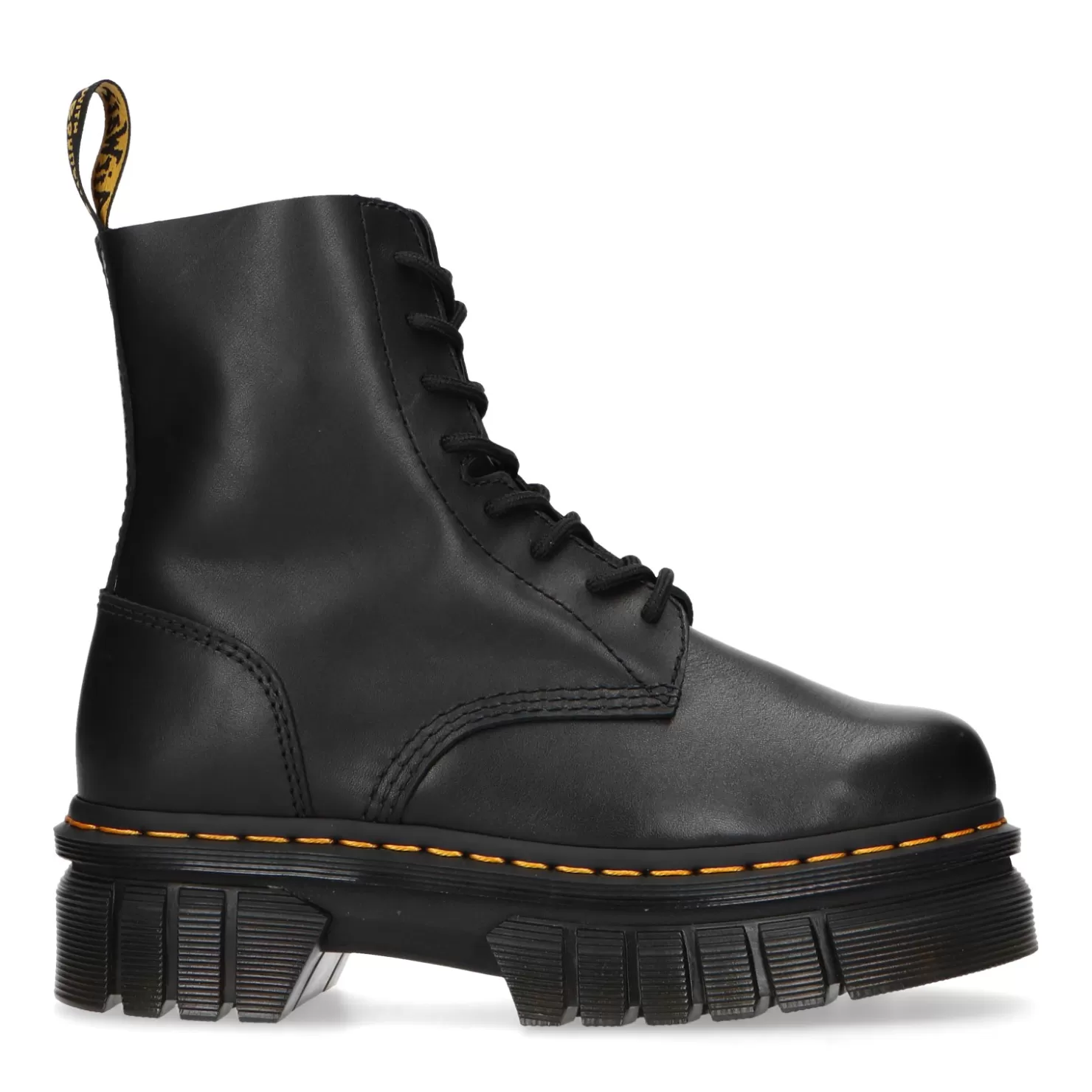 Discount Sacha Dr. Martens Audrick Veterboots