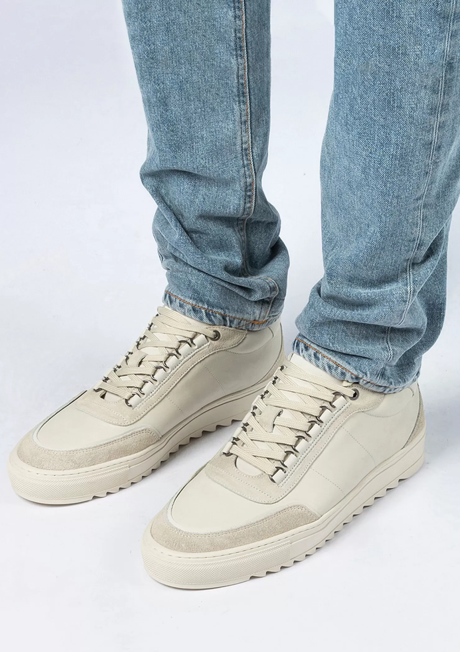 Shop Sacha Off White Leren Sneakers Met Suede Details