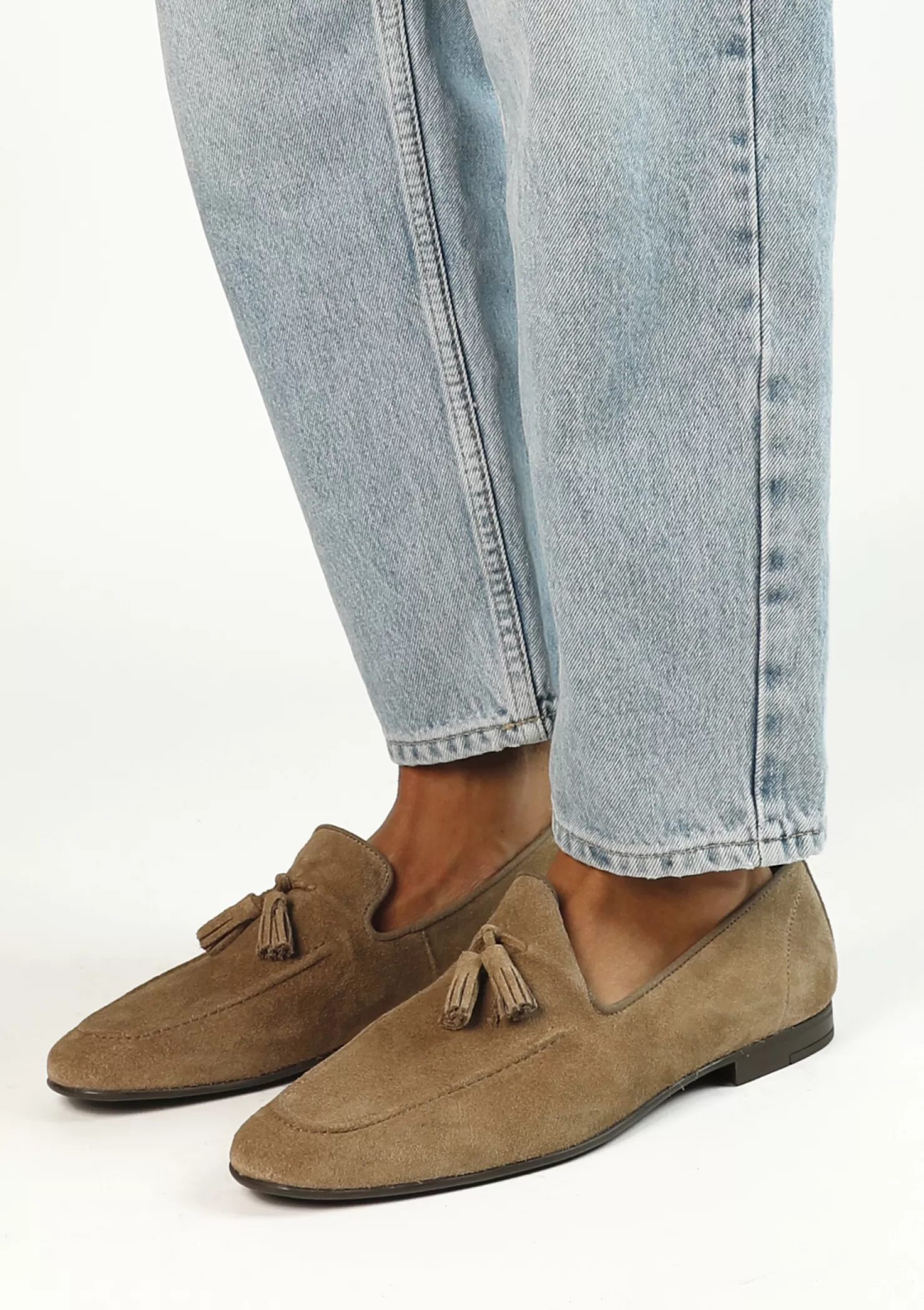 Store Sacha Taupe Suede Loafers Met Kwastjes