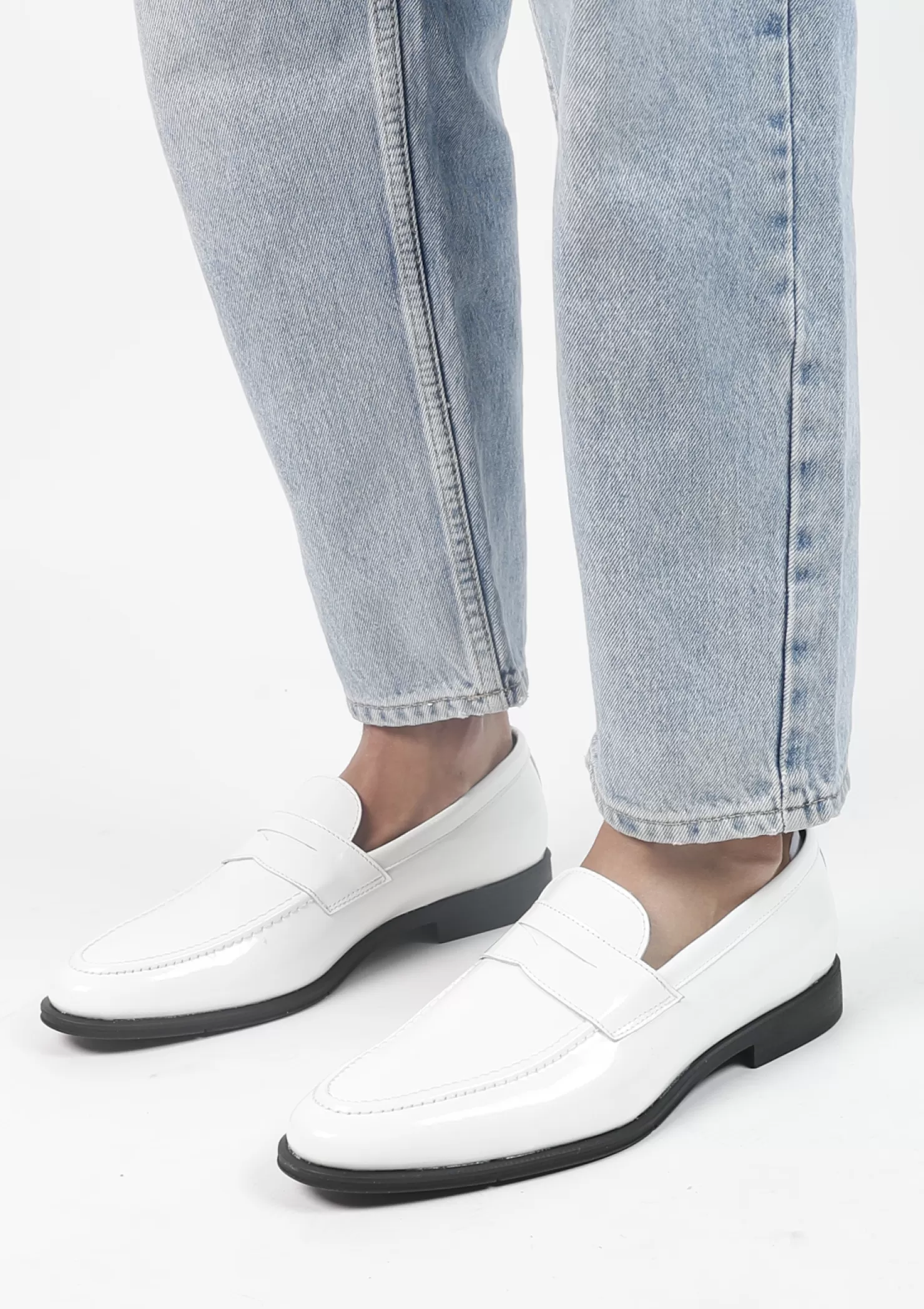 Clearance Sacha Witte Leren Penny Loafers