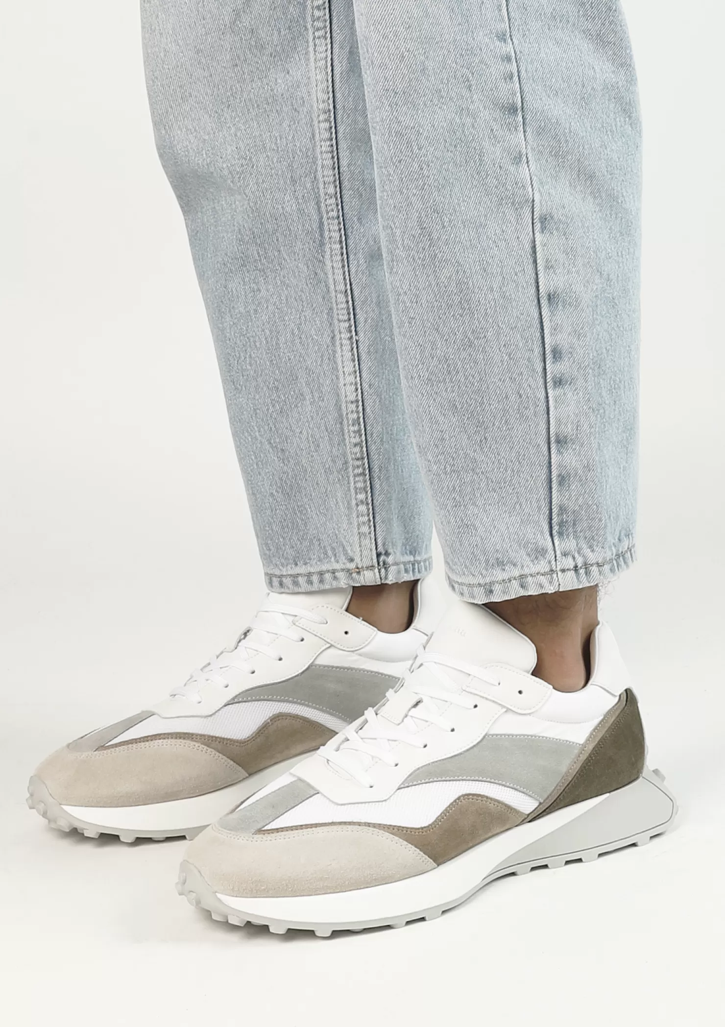 Flash Sale Sacha Witte Leren Sneakers Met Suede Details