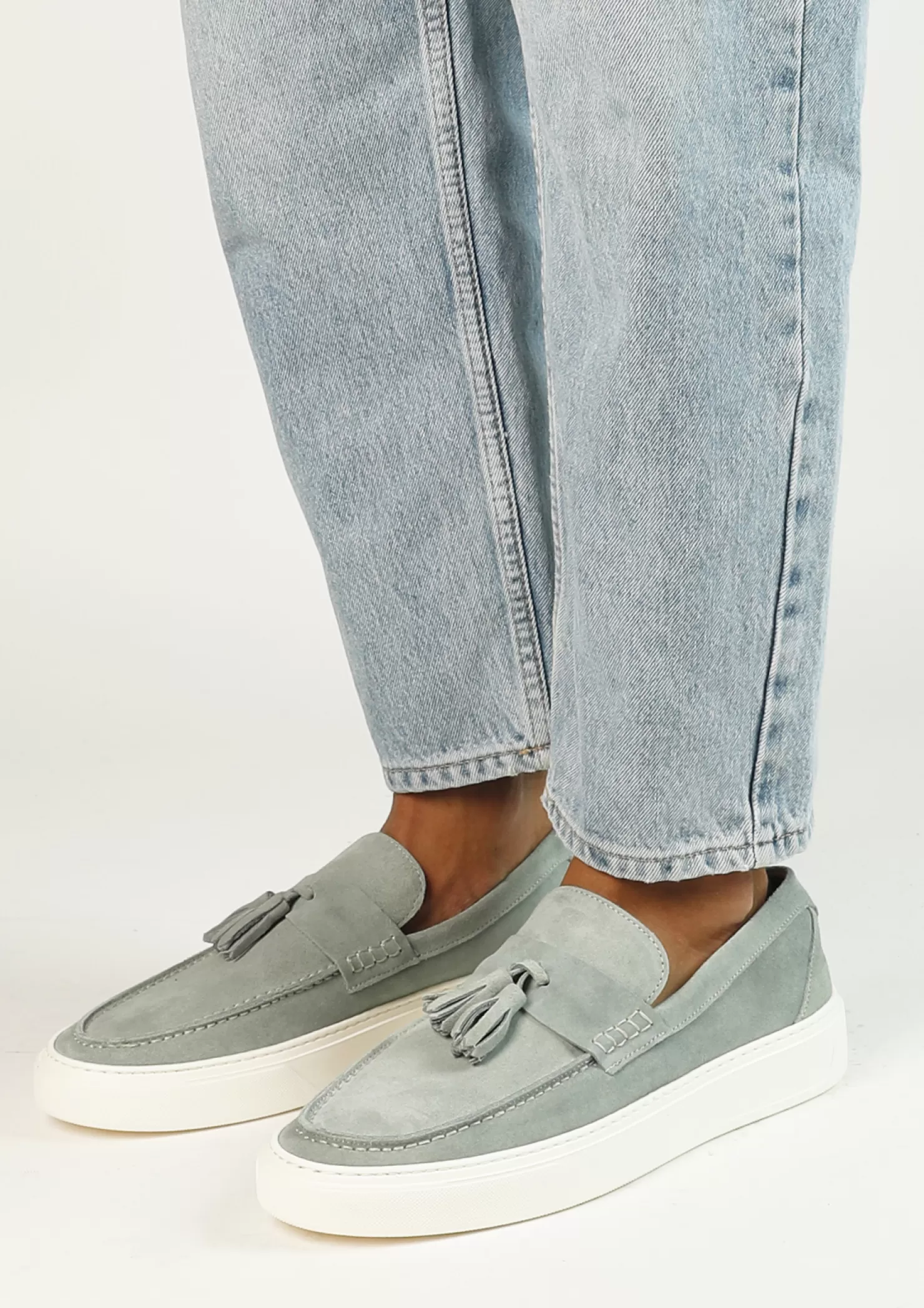 Cheap Sacha Zeegroene Suede Loafers Met Kwastjes