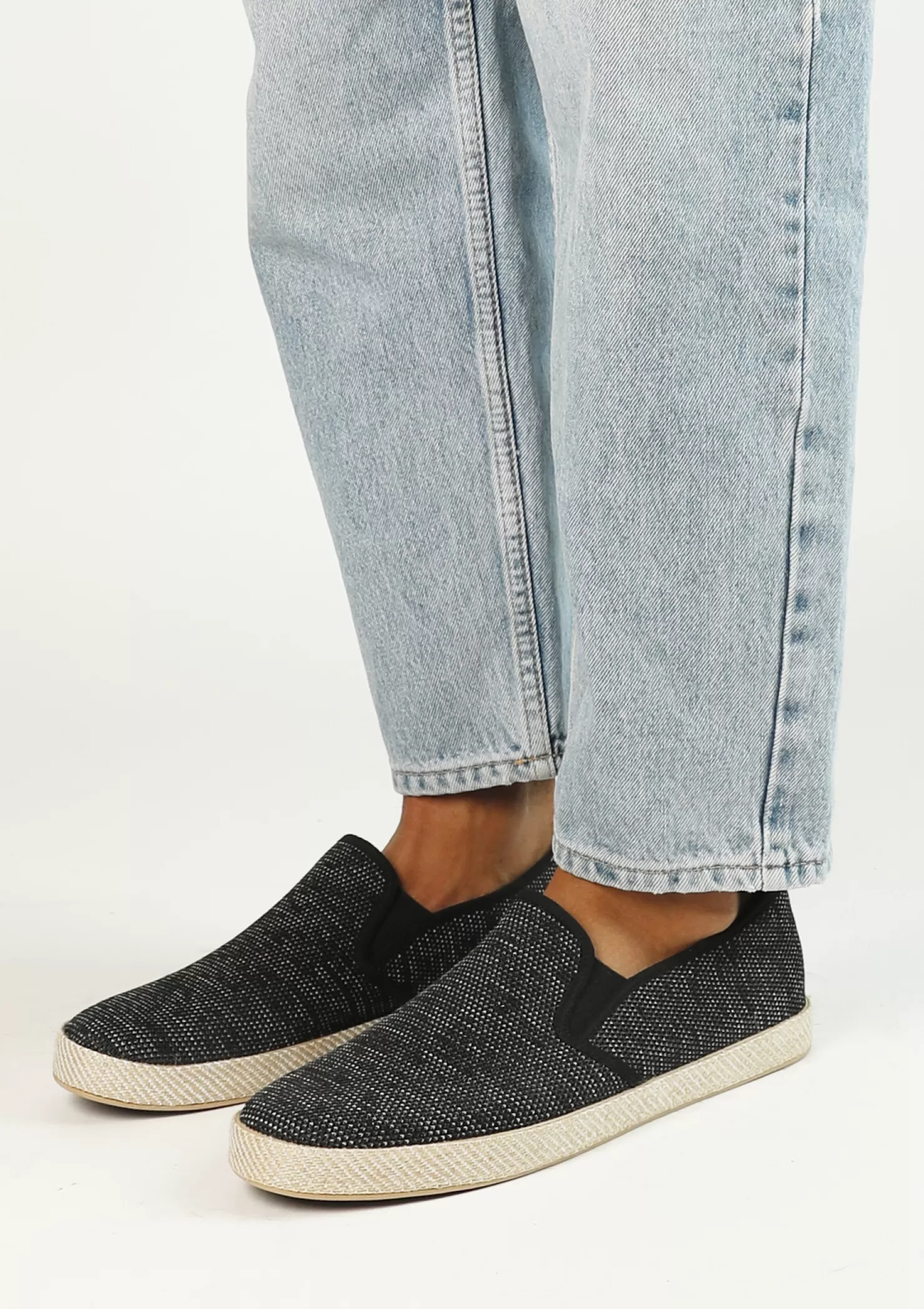 Store Sacha Zwarte Canvas Loafers Met Geweven Touwzool