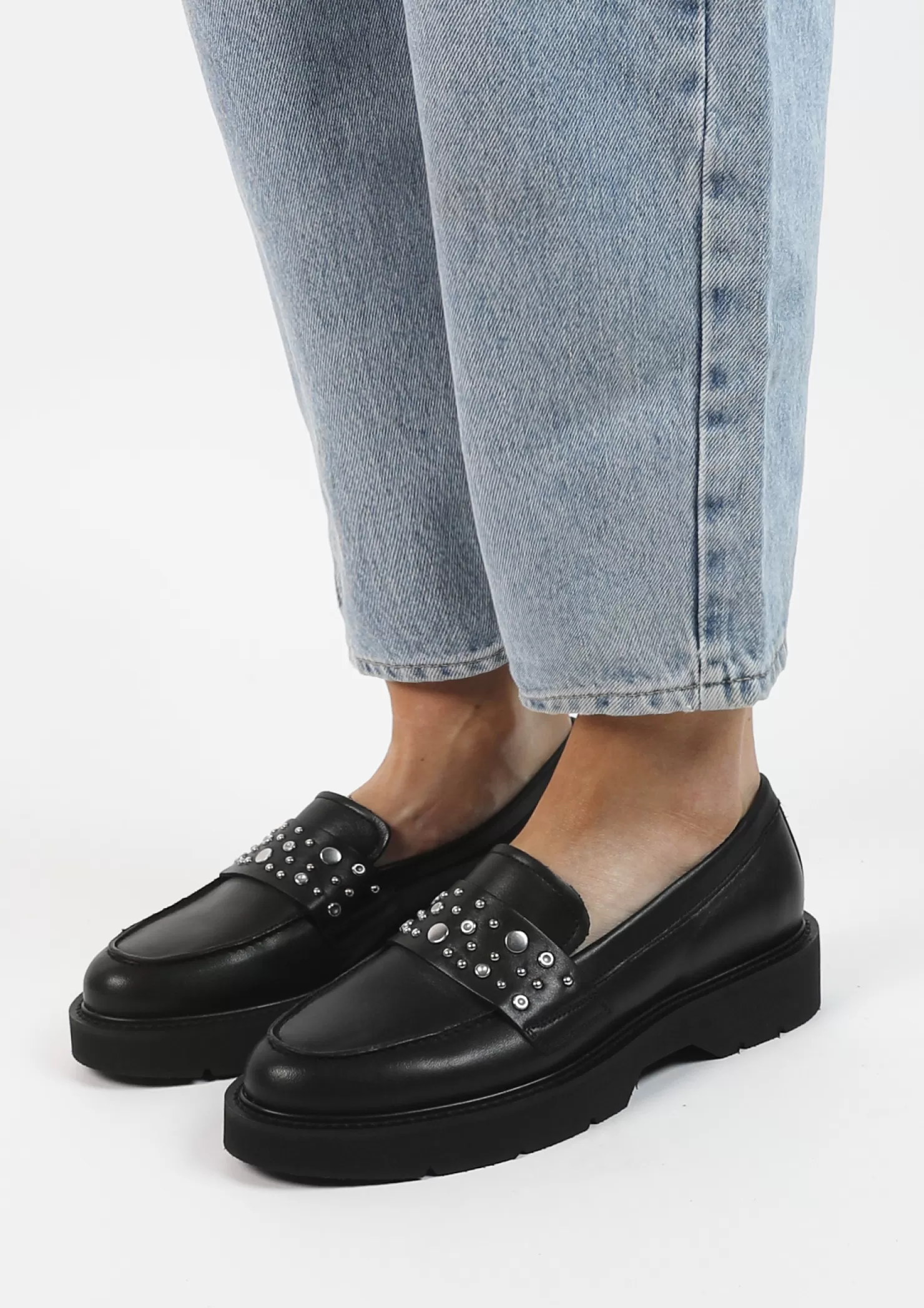 Shop Sacha Zwarte Chunky Loafers Met Zilverkleurige Studs