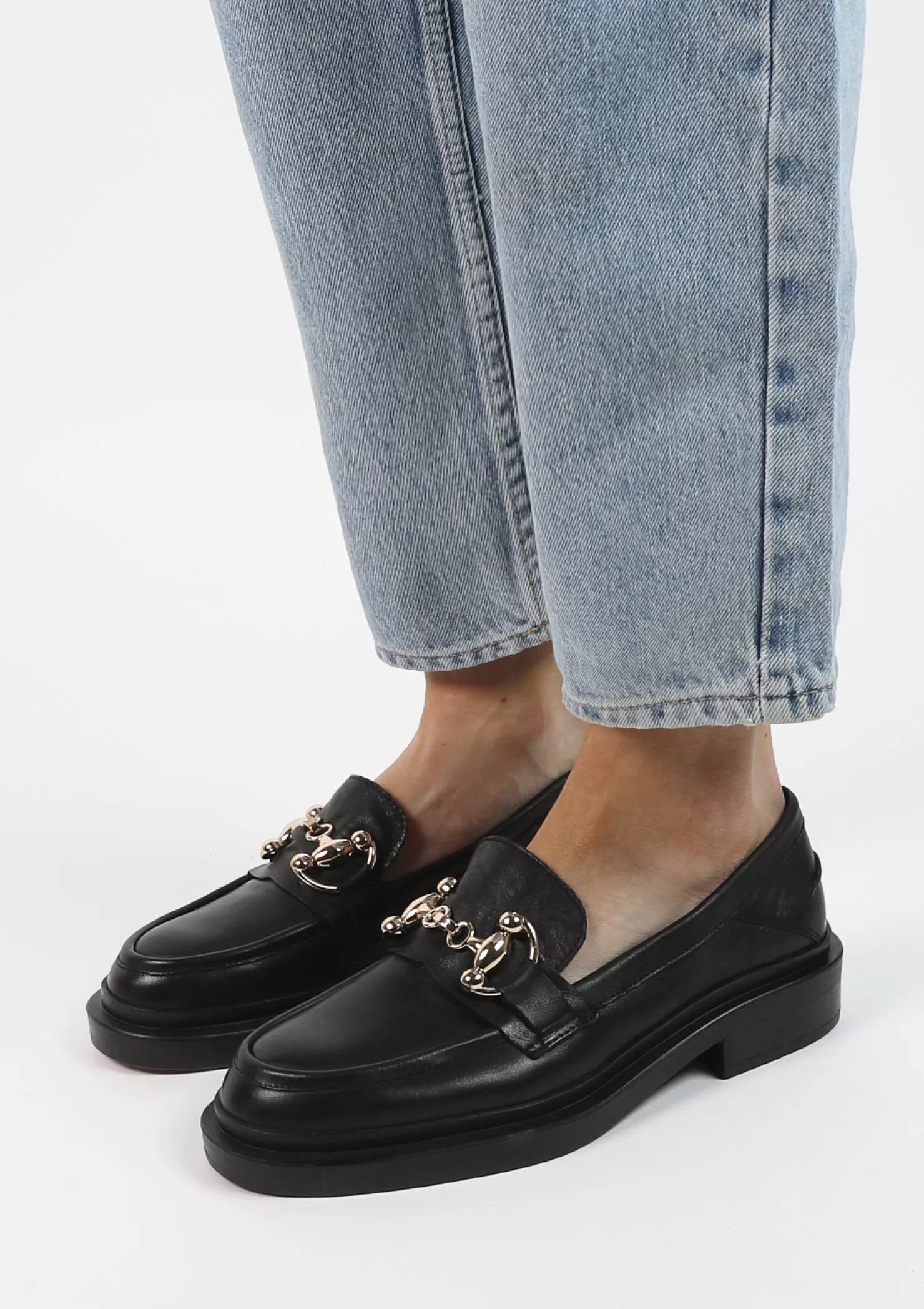 Cheap Sacha Zwarte Leren Loafers Met Chain