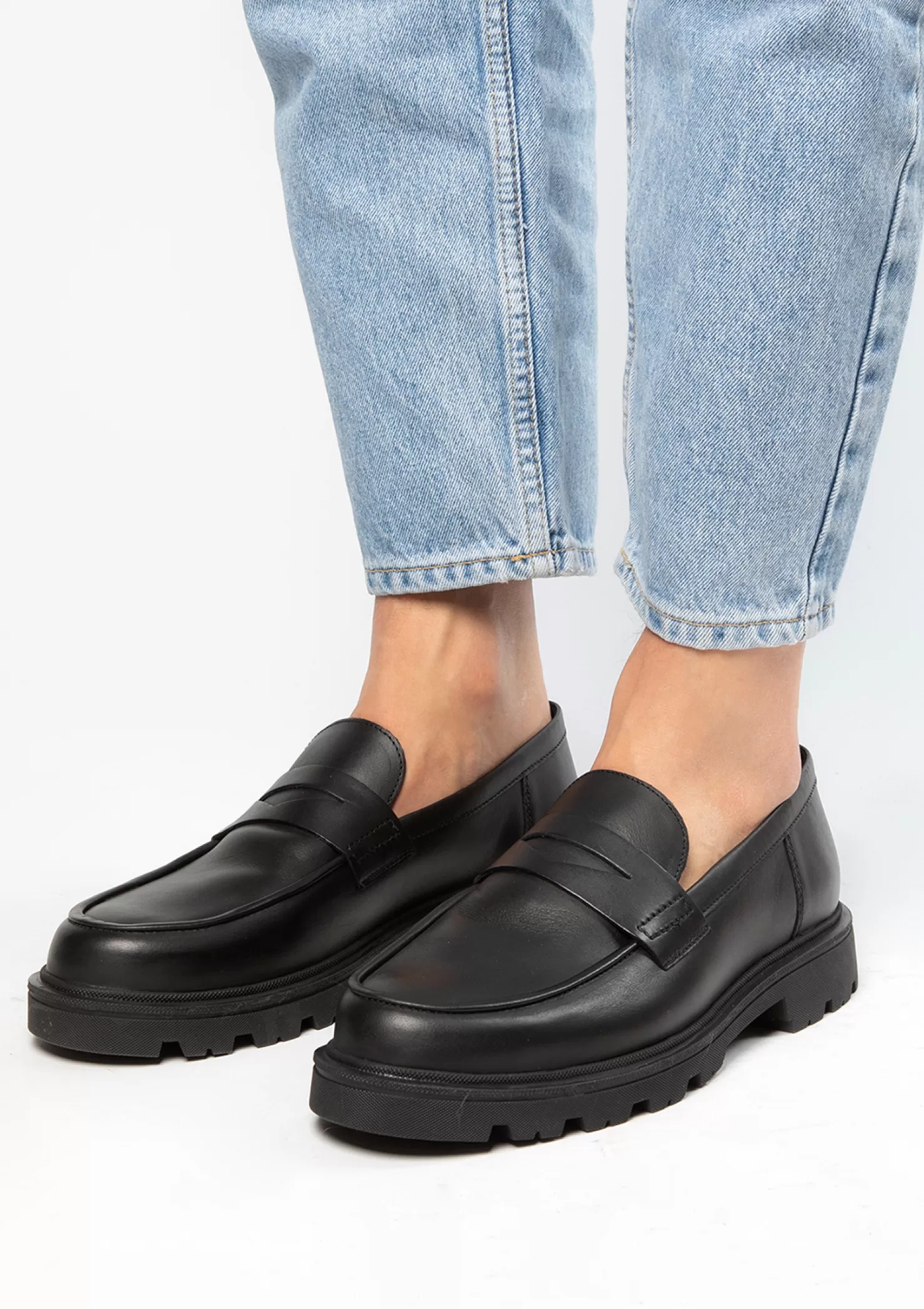 Online Sacha Zwarte Leren Loafers Met Grove Zool