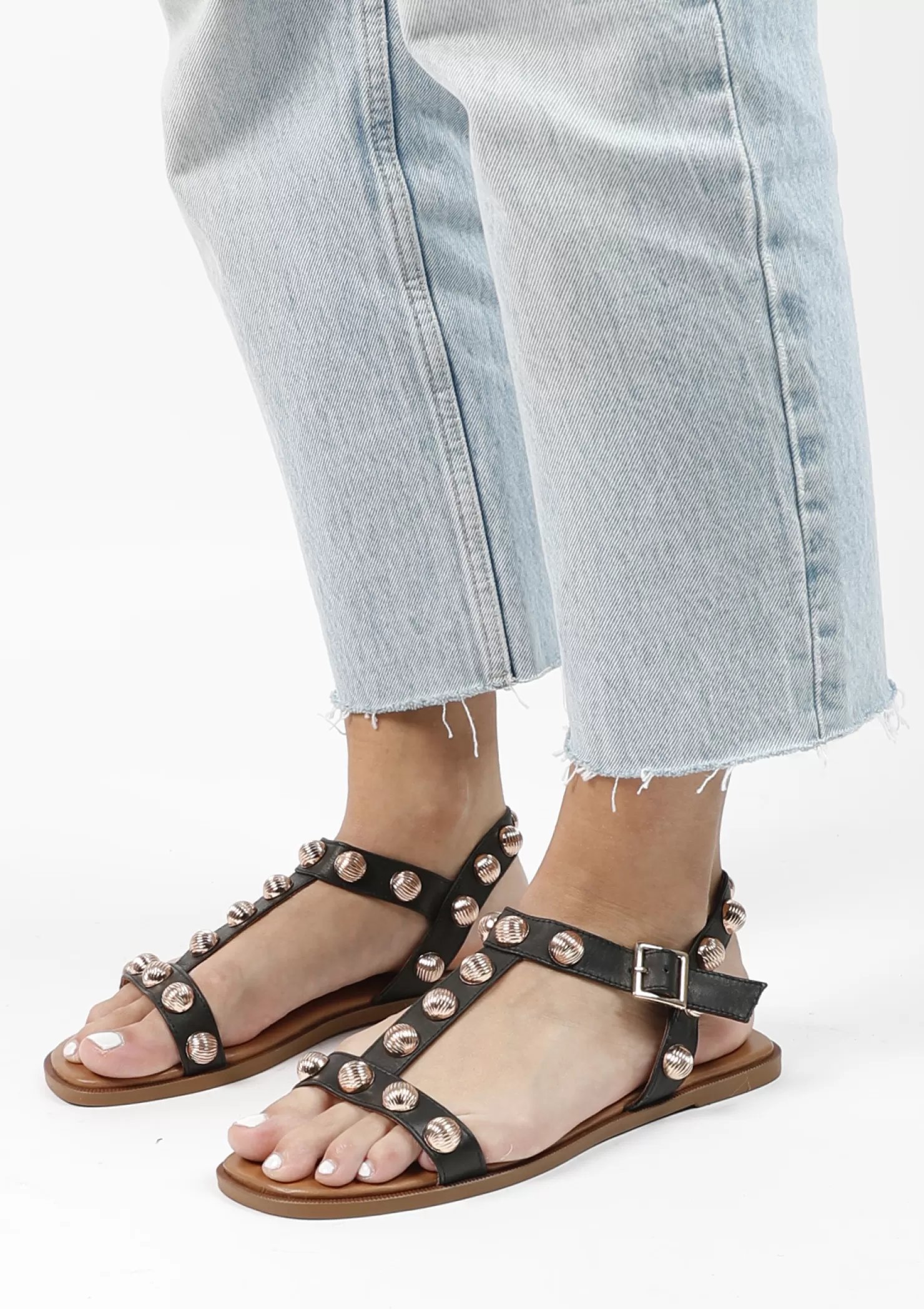 Online Sacha Zwarte Leren Sandalen Met Goudkleurige Studs