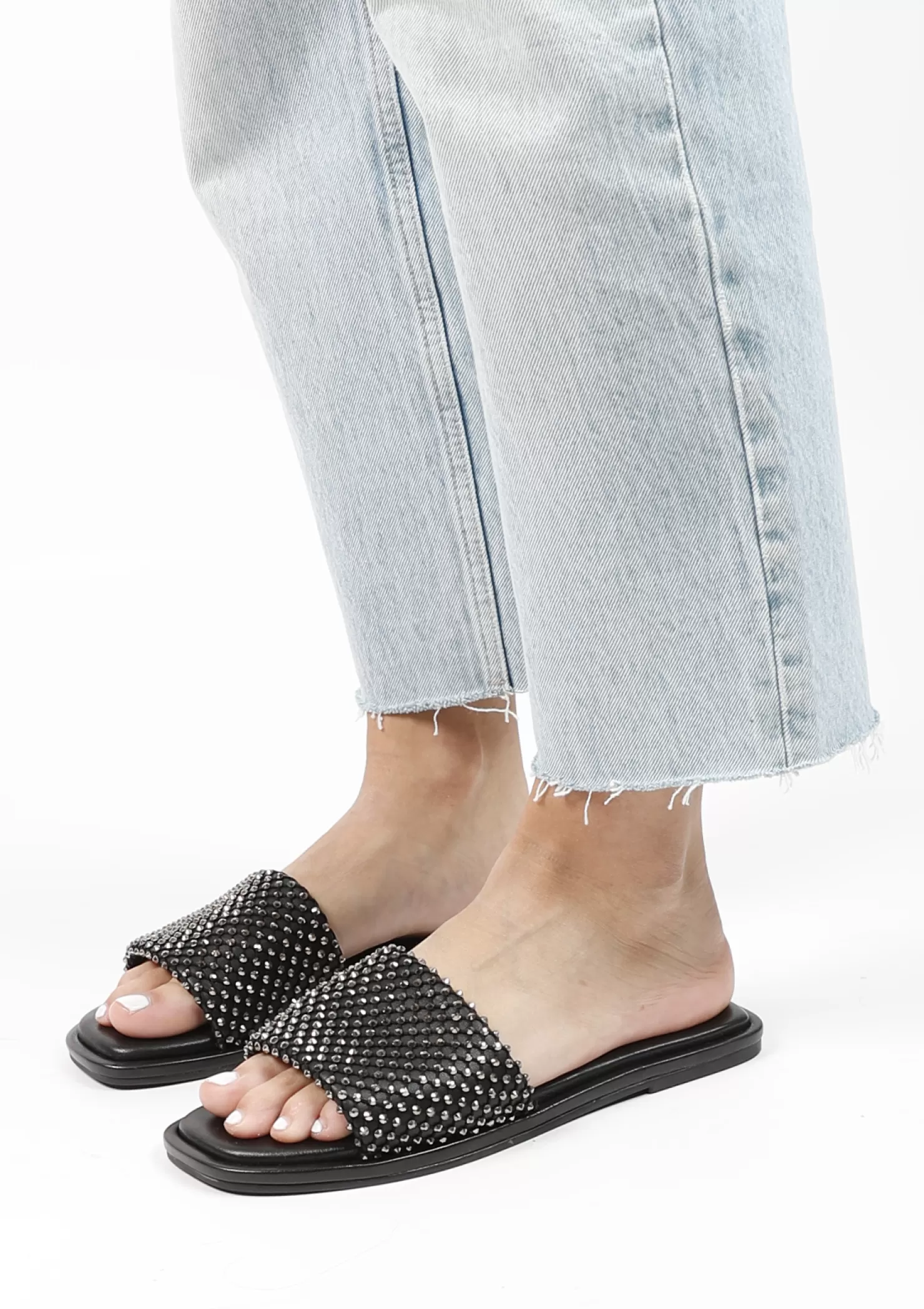 Fashion Sacha Zwarte Leren Slippers Met Strass Band