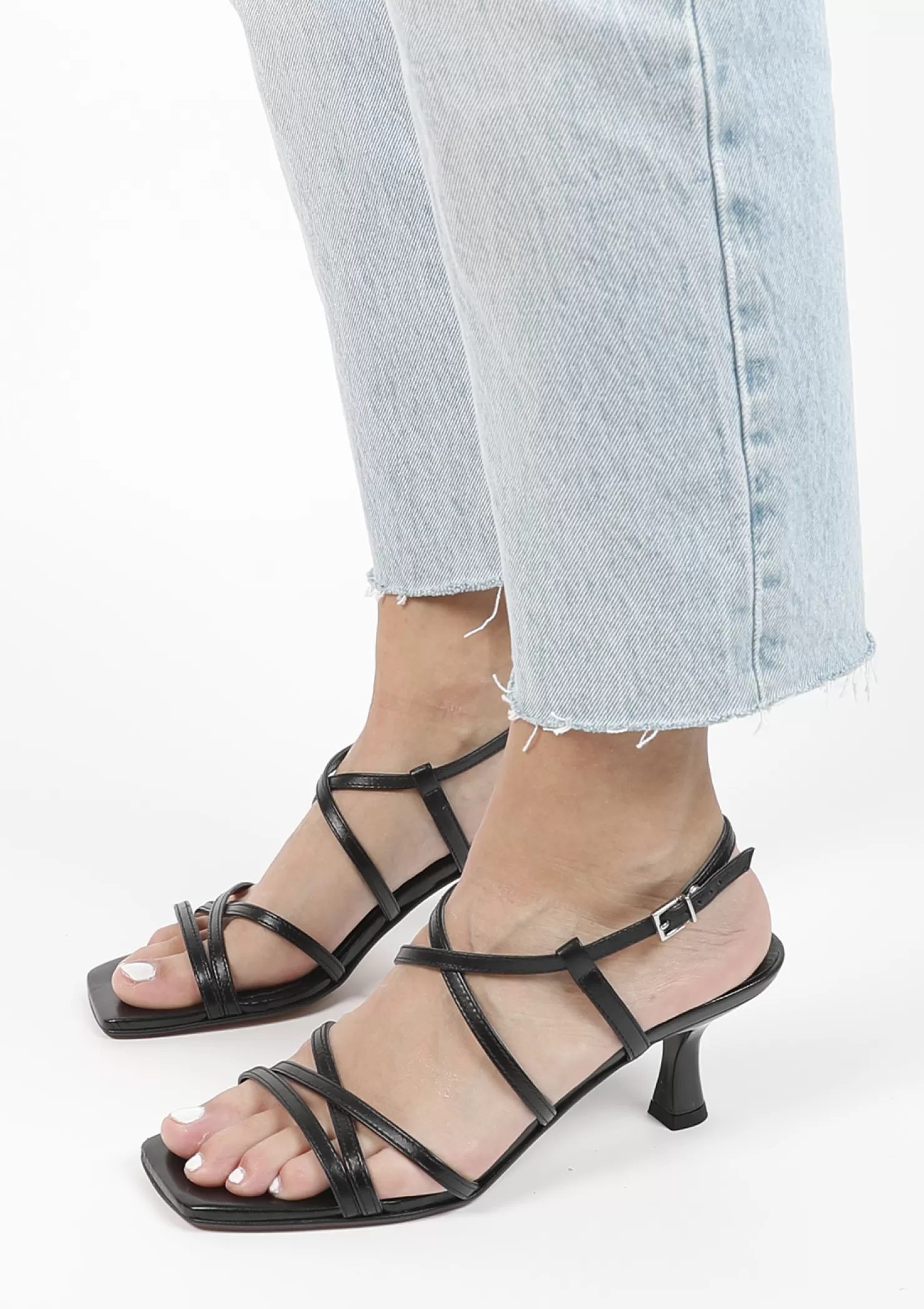 Best Sale Sacha Zwarte Sandalen Met Trechterhak