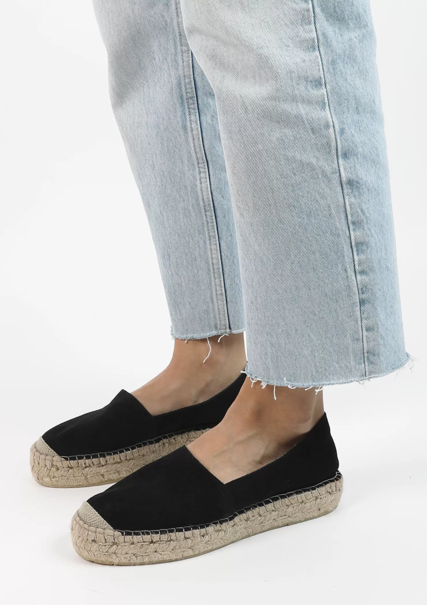 Shop Sacha Zwarte Suede Espadrilles