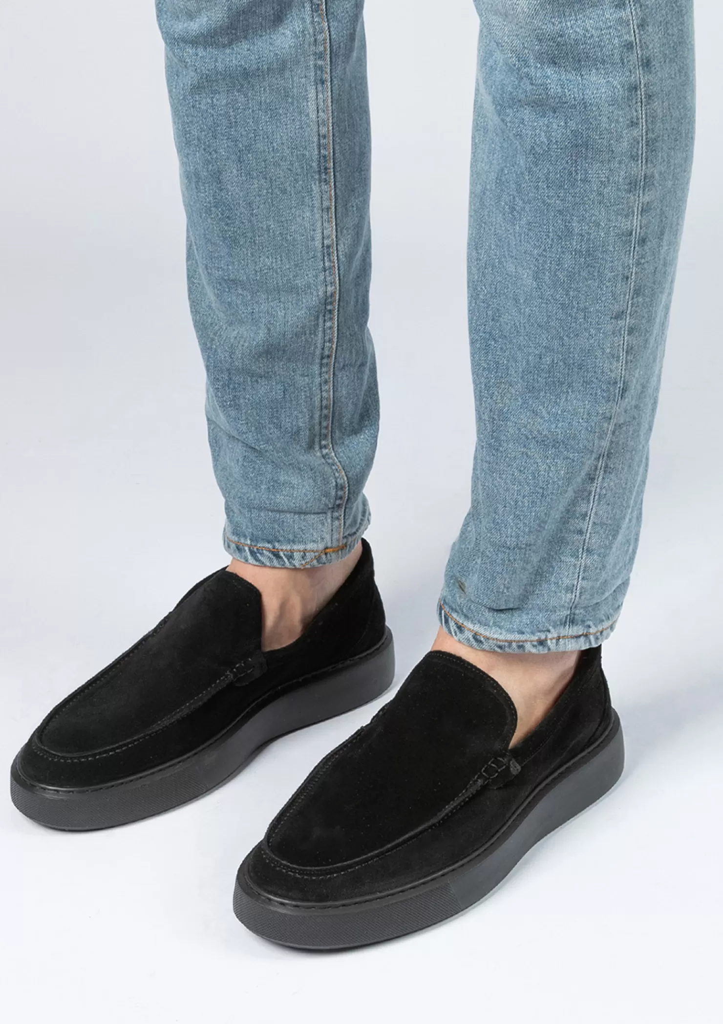 Best Sacha Zwarte Suede Loafers