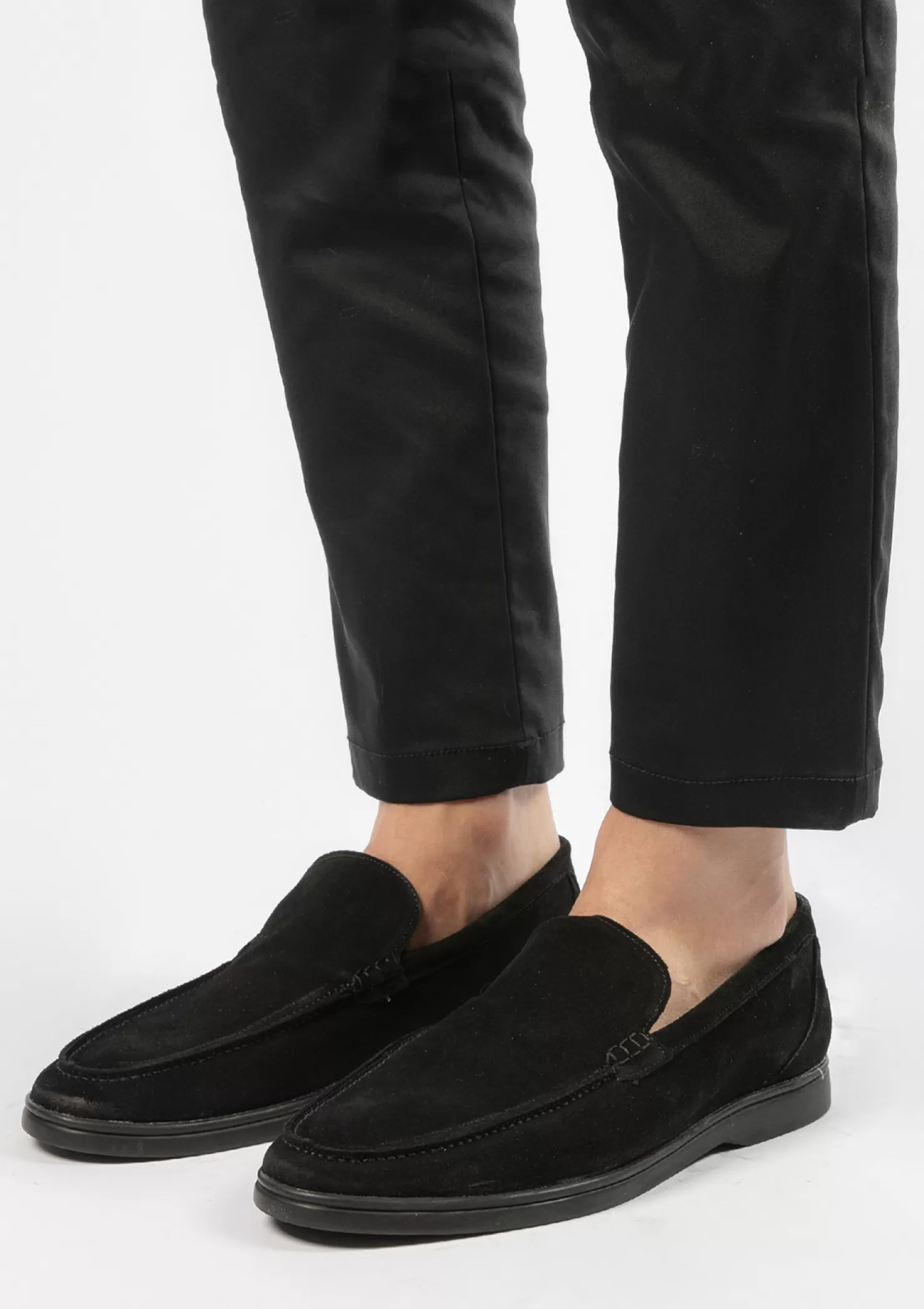 Online Sacha Zwarte Suede Loafers