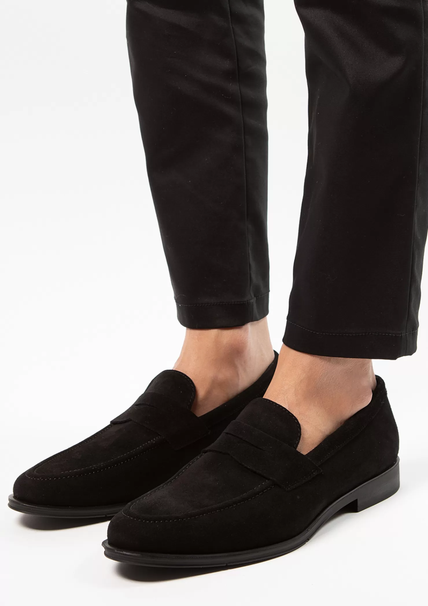 Clearance Sacha Zwarte Suede Penny Loafers