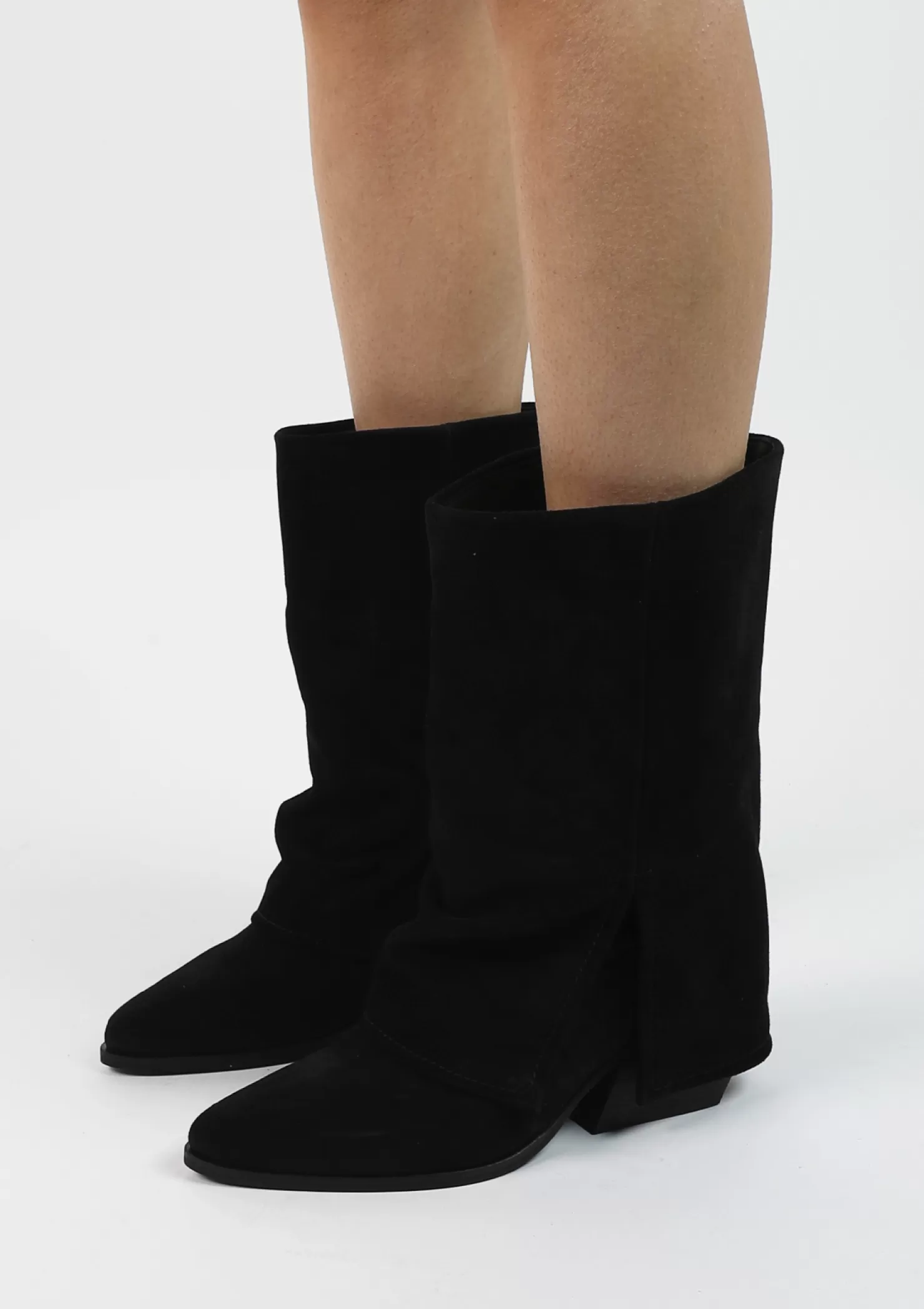 Cheap Sacha Zwarte Suede Western Enkellaarsjes Met Flap